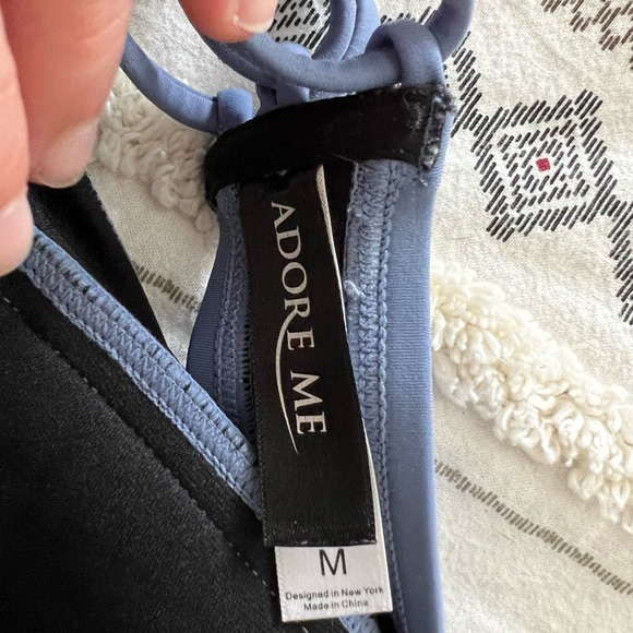 Baiting Suit Top - Picture 2 of 2